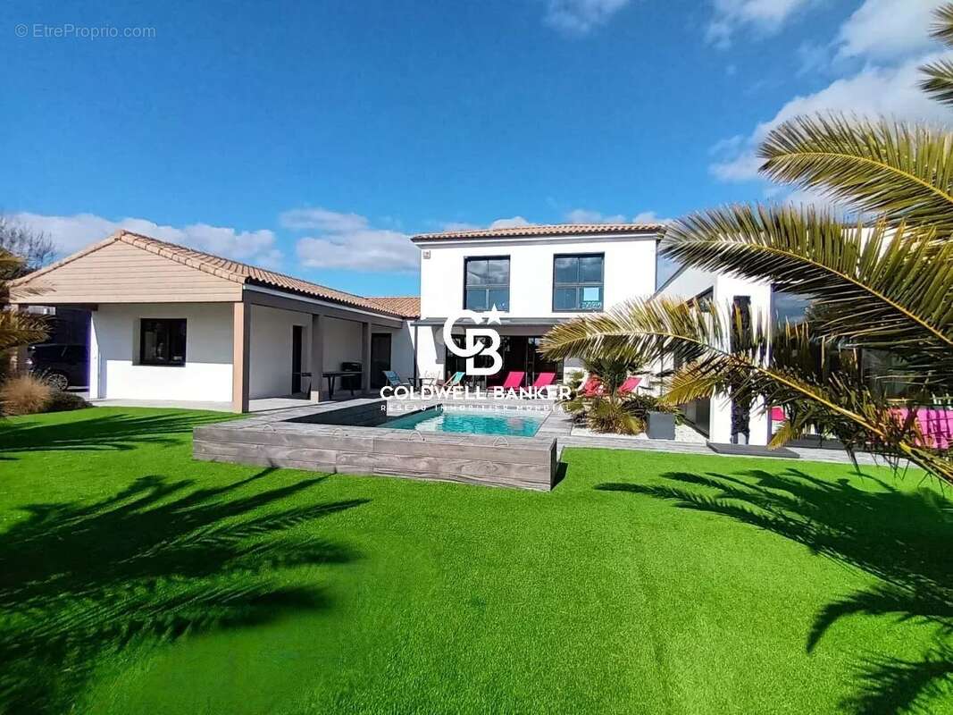 Maison à TALMONT-SAINT-HILAIRE