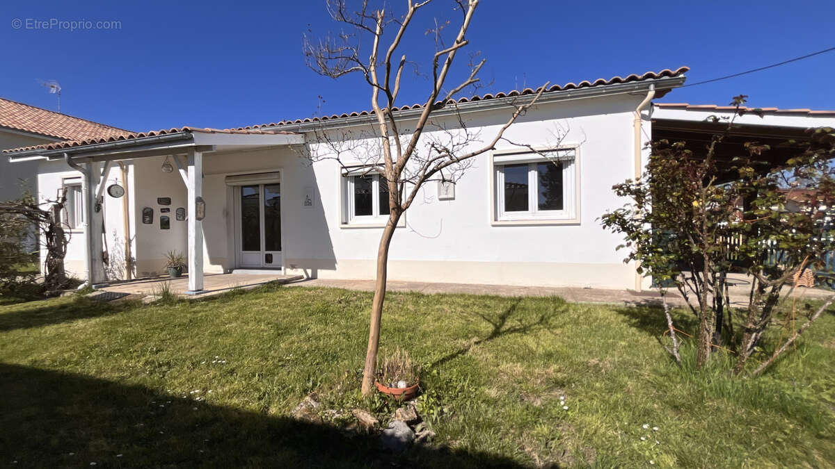 Maison à BON-ENCONTRE