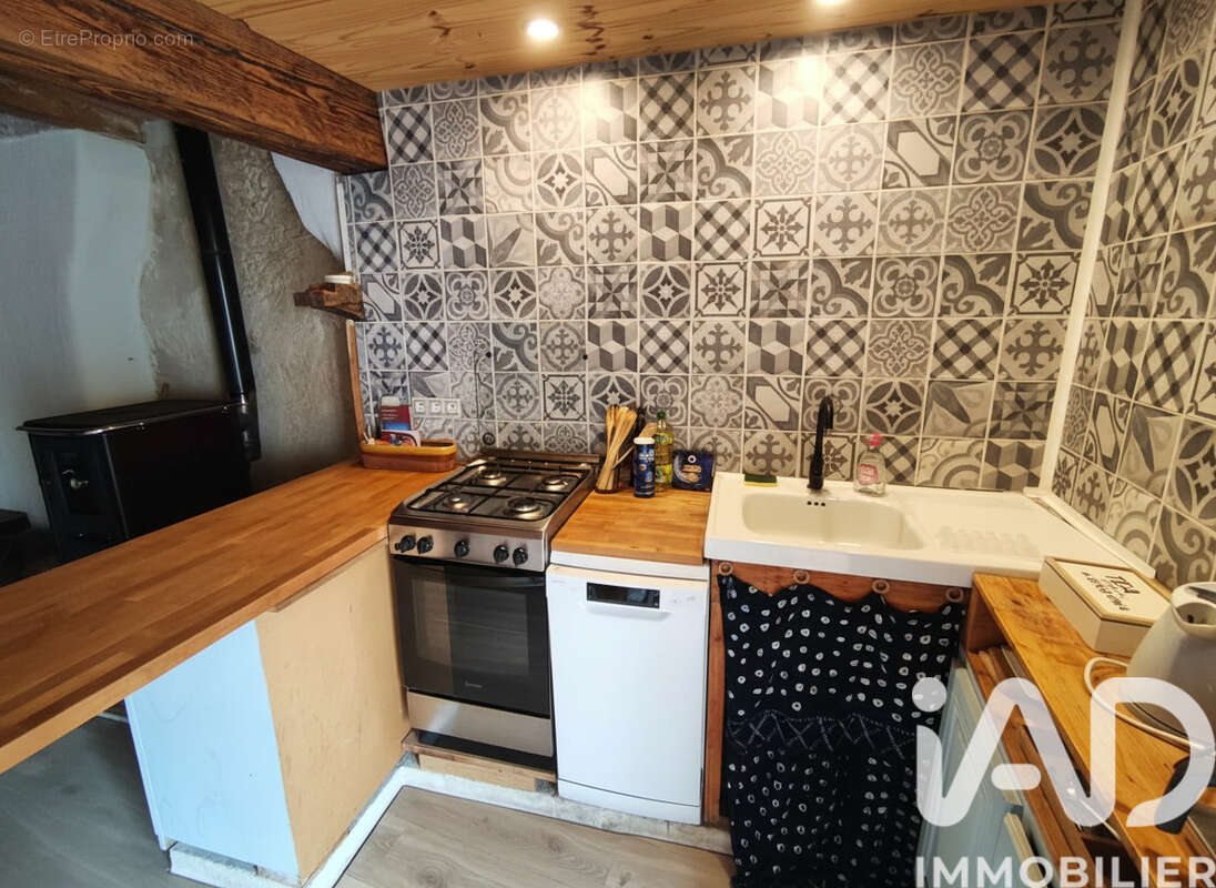 Maison 60 m² à Teilhet  - photo 4