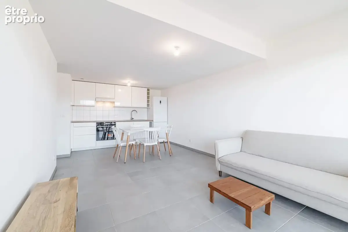 Vente Appartement - Saint Laurent du Var - Pugets - Trois Pièces Neuf Terrasse Parkings Vue Panoramique - photo 3