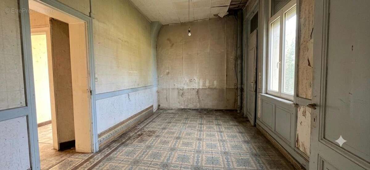 Maison 156 m² à fort potentiel Maretz 84 000€ - photo 6
