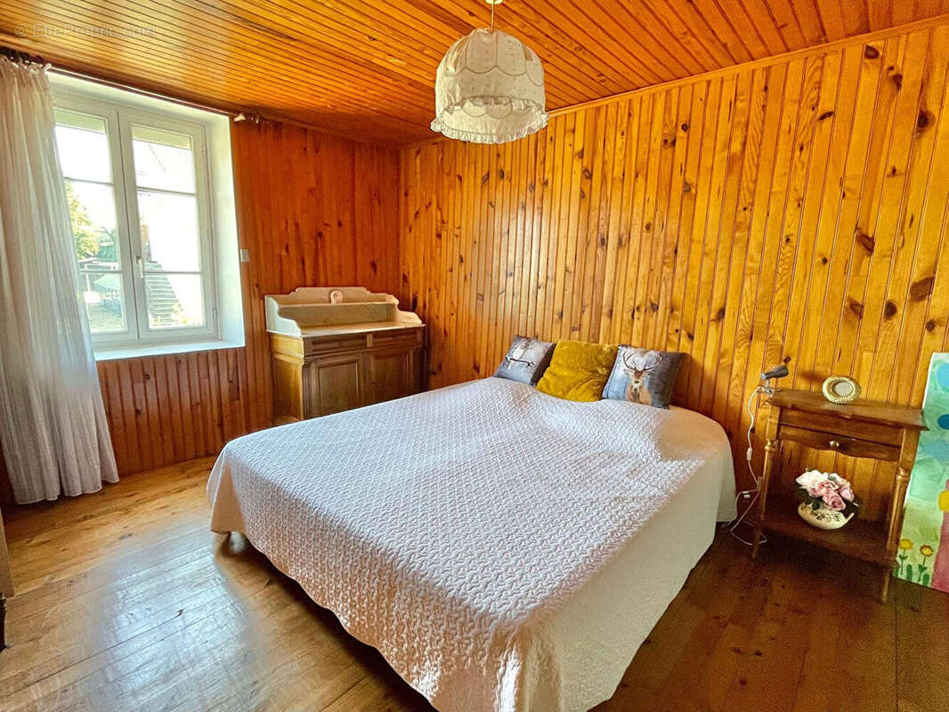 Maison à DOMARIN