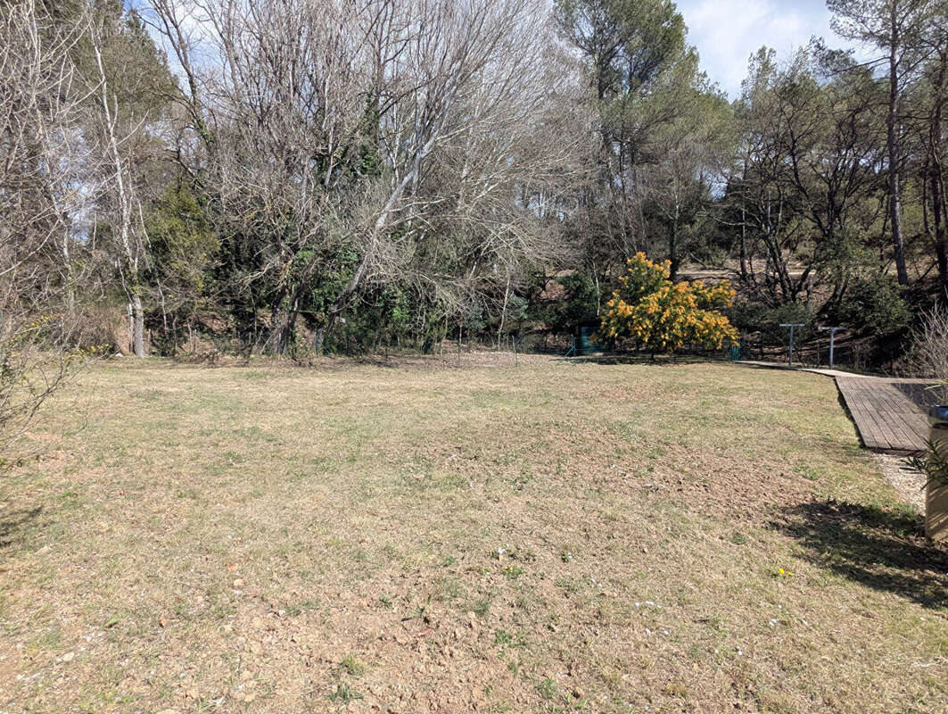 Maison à SILLANS-LA-CASCADE