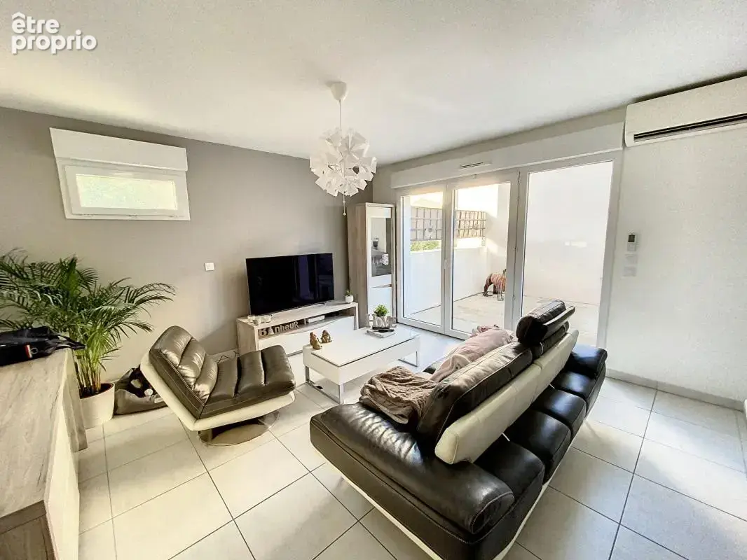 Appartement Saint Jean De Vedas 4 pièce(s) 82.75 m2 loué - photo 2