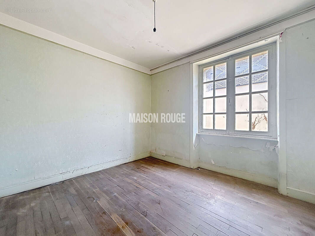 À VENDRE Dinard / Saint-Énogat  Maison à rénover avec beau potentiel - photo 11