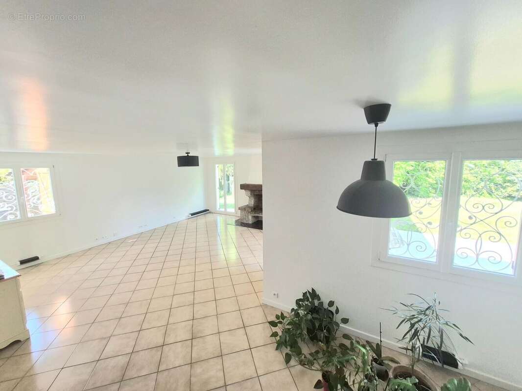 Photo 3 - Maison à PONTAULT-COMBAULT