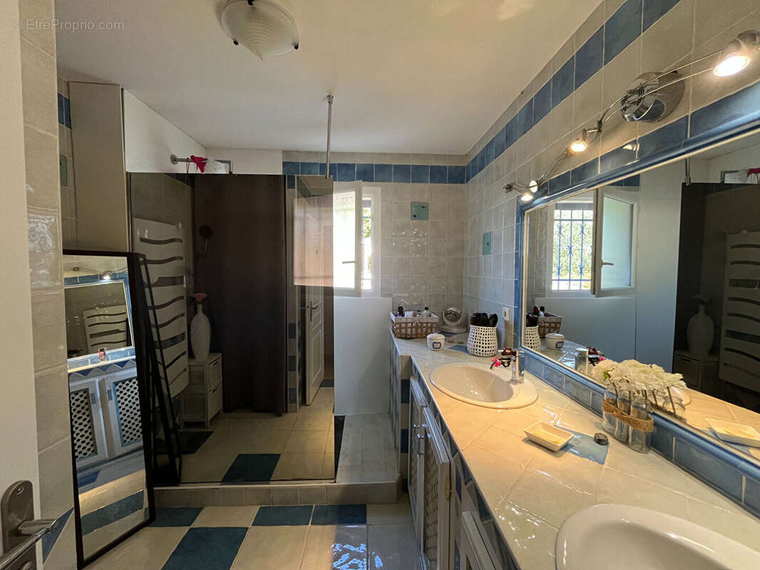 Maison à GAGEAC-ET-ROUILLAC