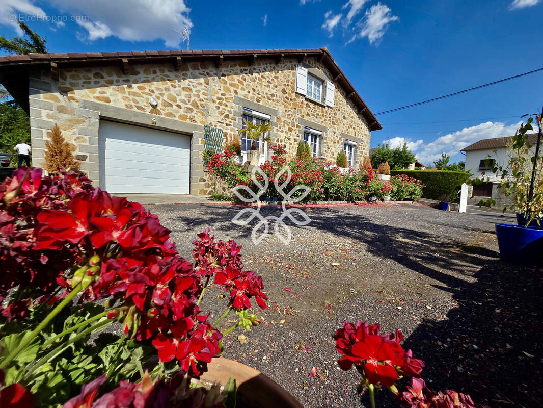 Maison à BRIOUDE