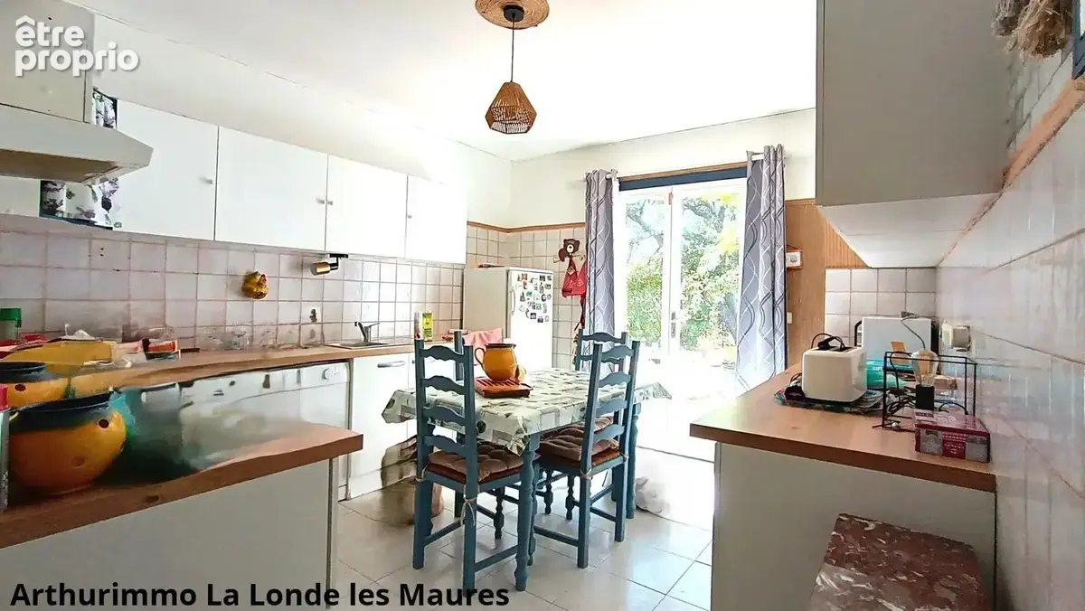 Maison T 6 grand jardin triple garage - photo 8