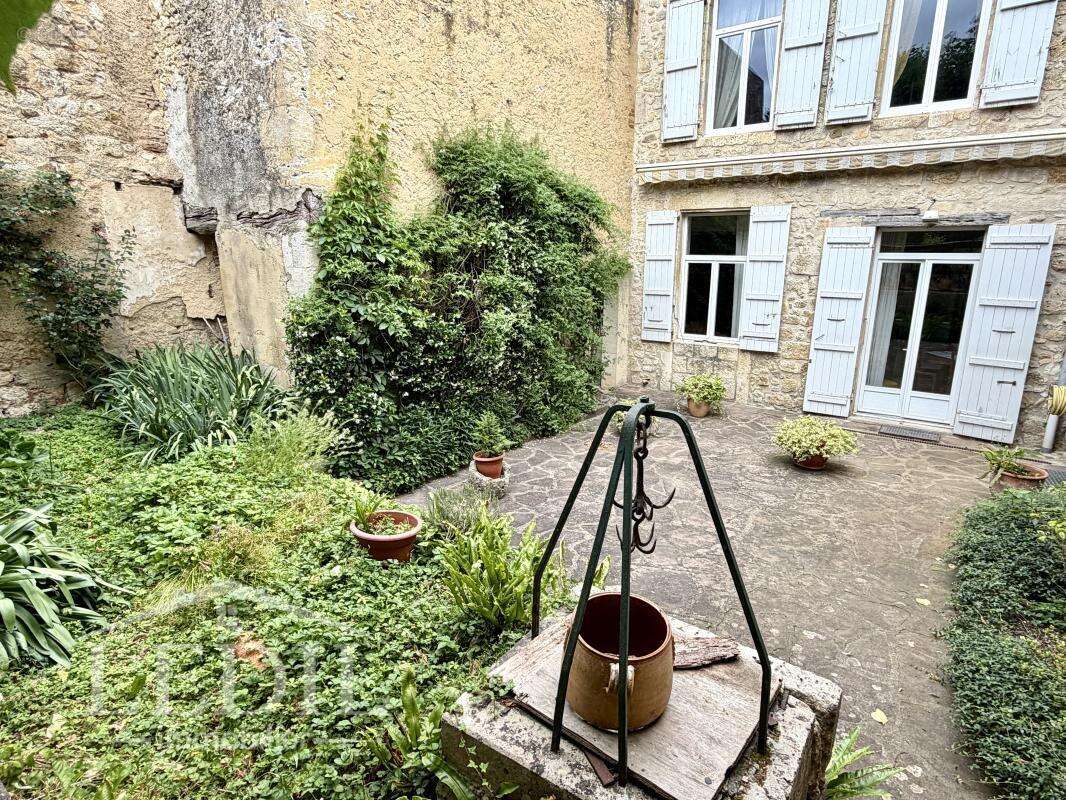 Splendide maison de ville avec garage et jardin - photo 4