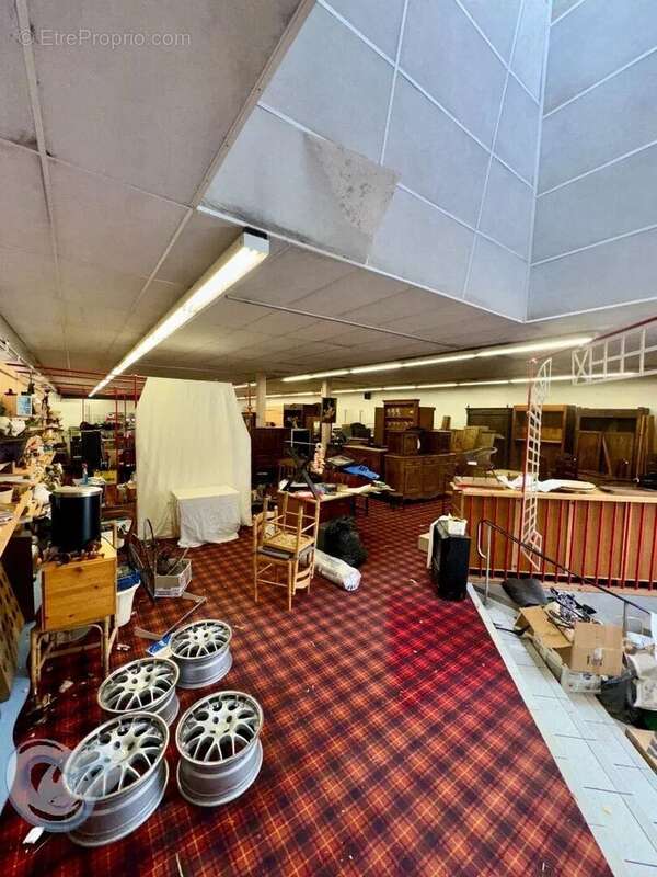 Commerce à CHATELAUDREN