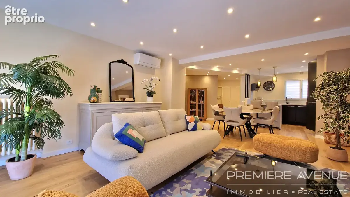 Sainte-maxime appartement 3 pieces centre ville entierement renove - photo 3