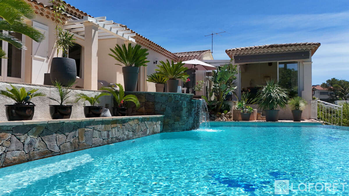 Maison à FREJUS