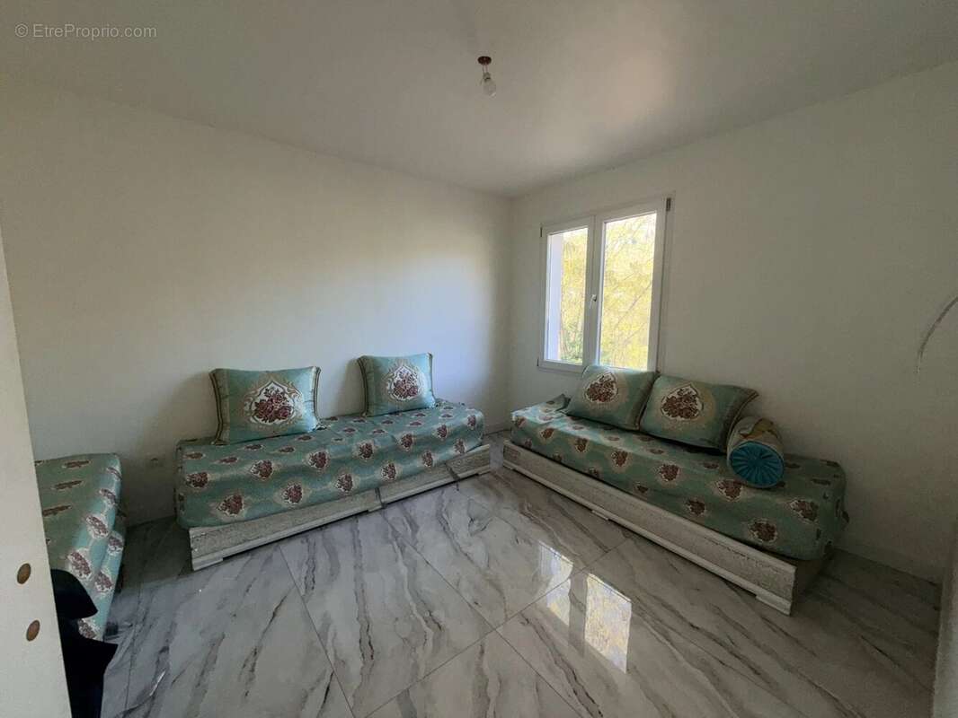 Maison à TOURRETTE-LEVENS