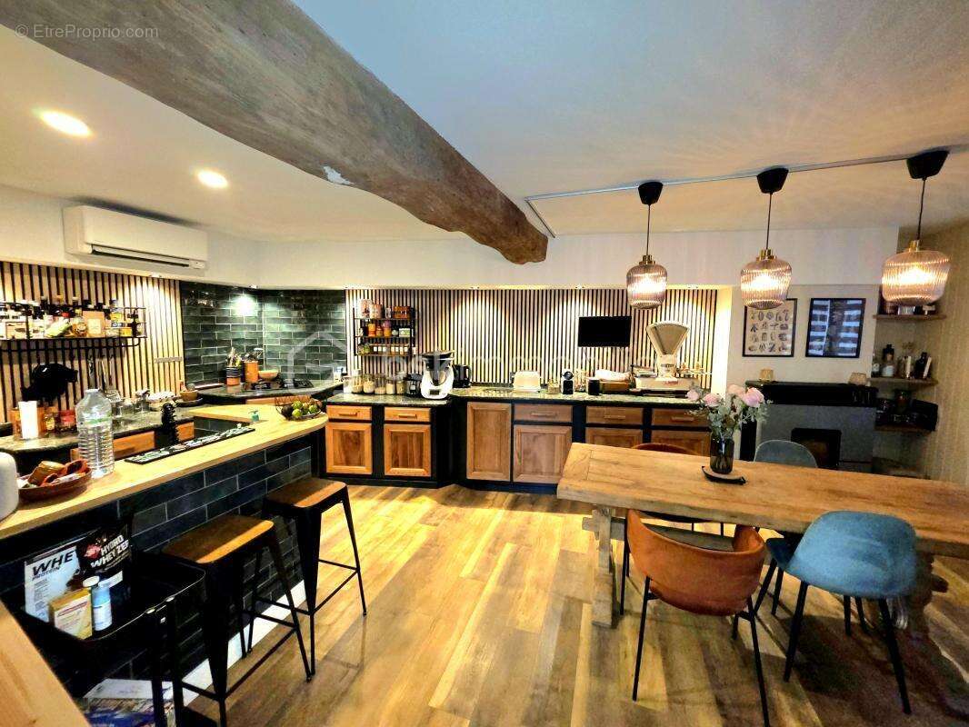 Maison à VILLARDONNEL