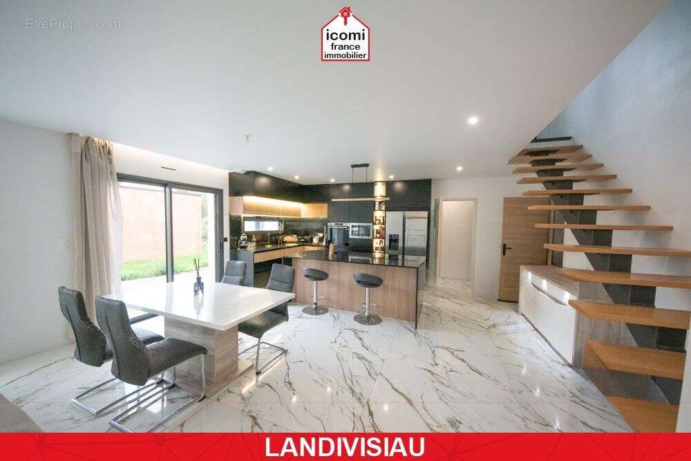 Maison à LANDIVISIAU