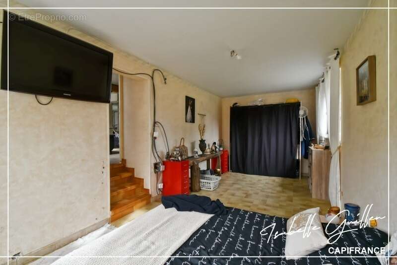 Maison à SAINT-SATURNIN