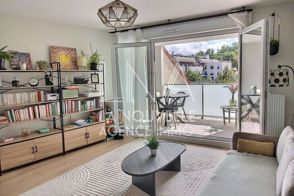 Appartement à NOISY-LE-SEC