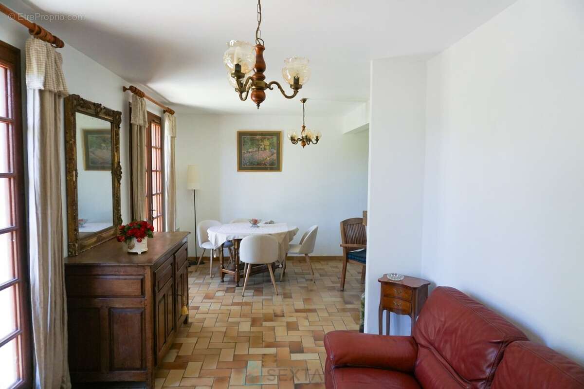 Maison à SAINT-ROMAIN-ET-SAINT-CLEMENT