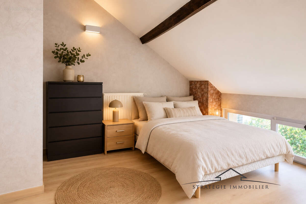 Loft 136 m² avec garage, terrasse et jardinet - photo 12