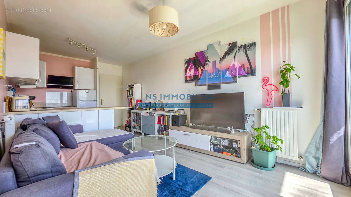 Appartement F2 41m2 + Balcon + Parking - photo 4