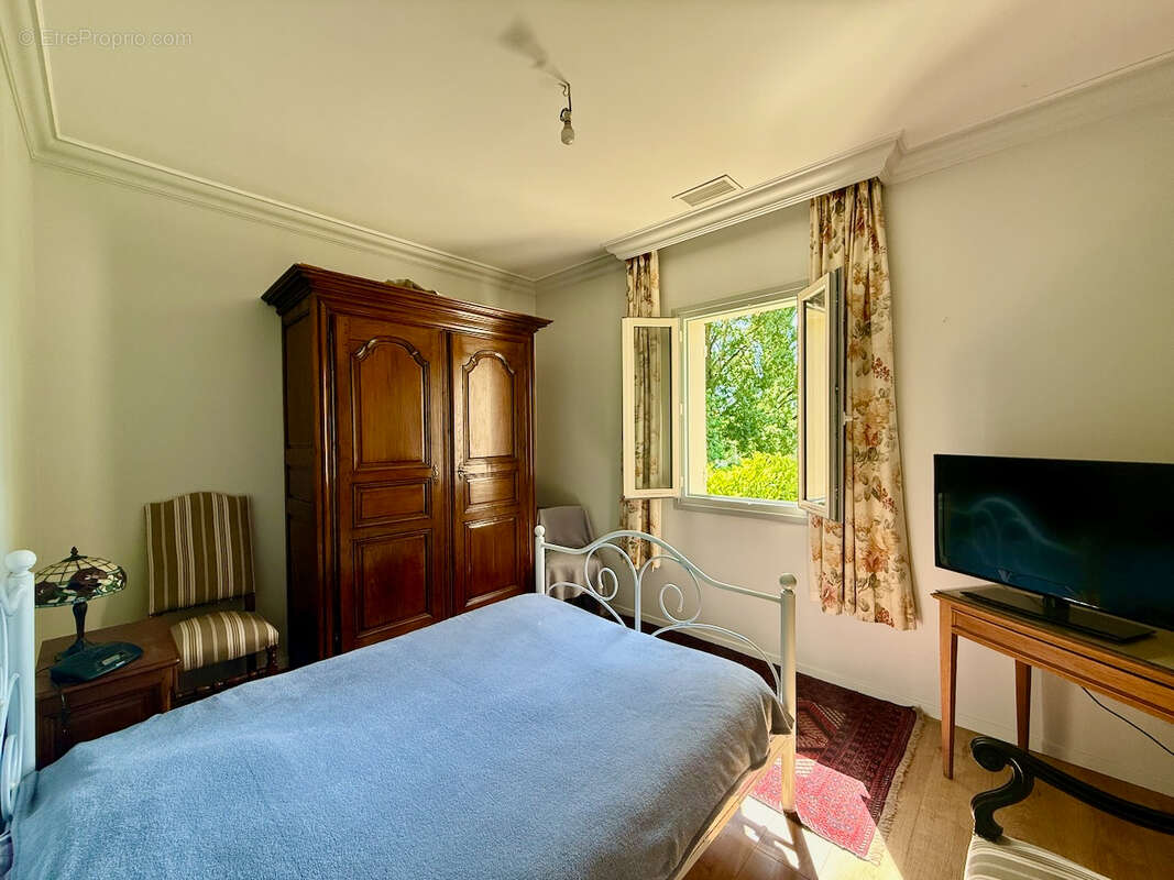 Maison à SAINTE-LIVRADE-SUR-LOT