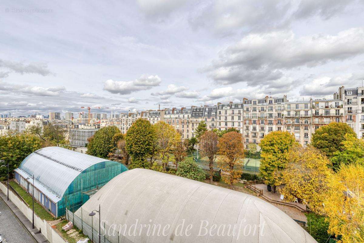 Appartement à PARIS-15E