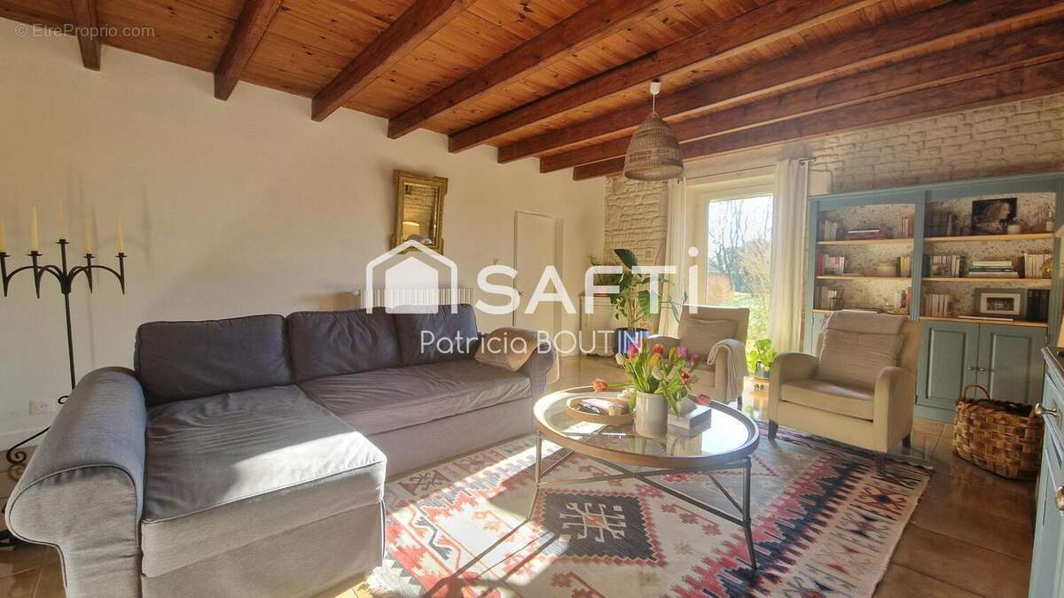 Maison 204 m² à Aigonnay  - photo 7