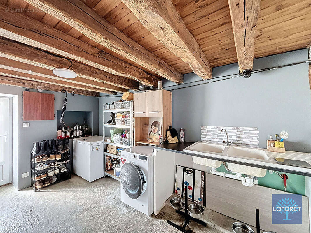 Maison à LA CHAPELLE-HERMIER