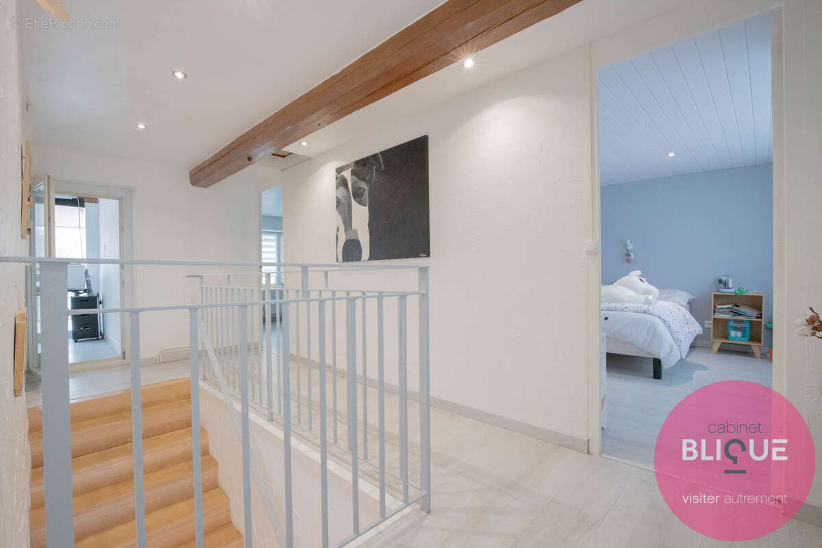 Maison à THEZEY-SAINT-MARTIN