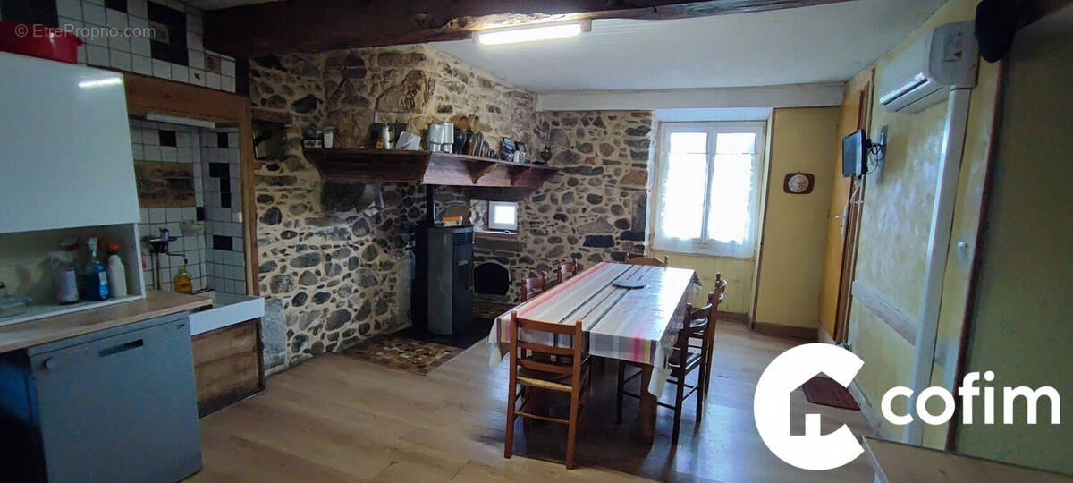 Maison à BUZY