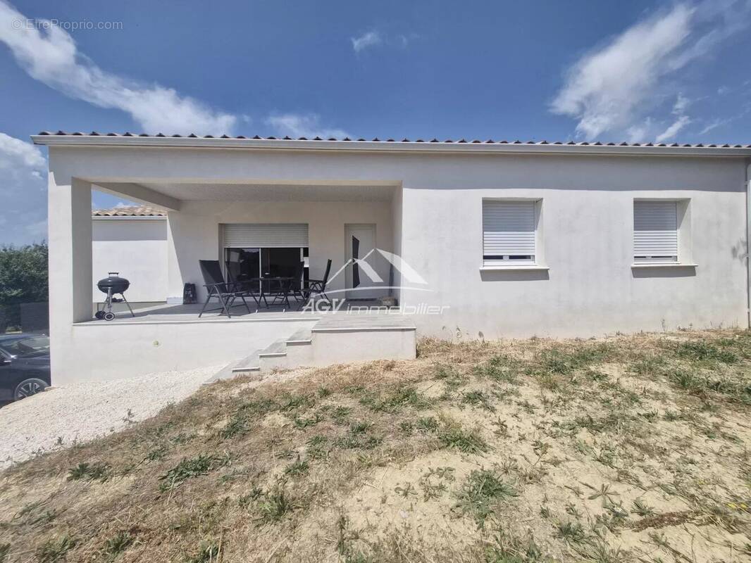 Maison à SAINT-AMBROIX