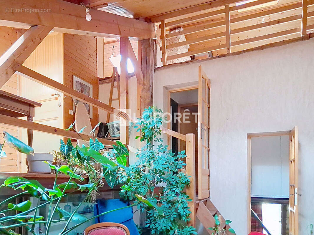 Maison à MATAFELON-GRANGES