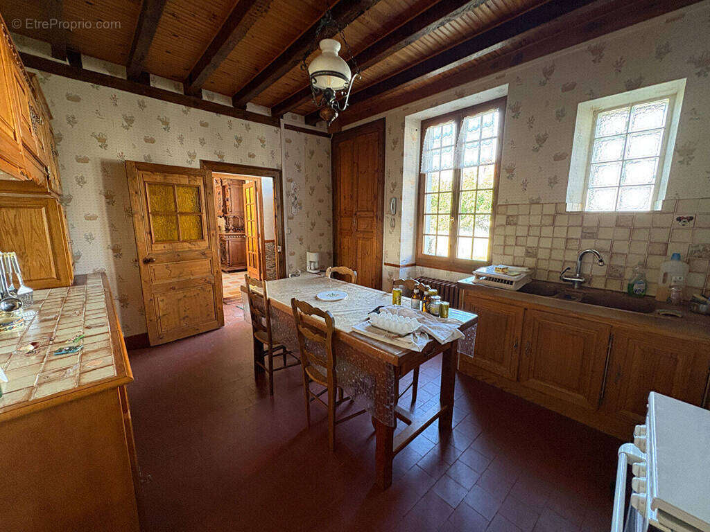 Maison à BADECON-LE-PIN