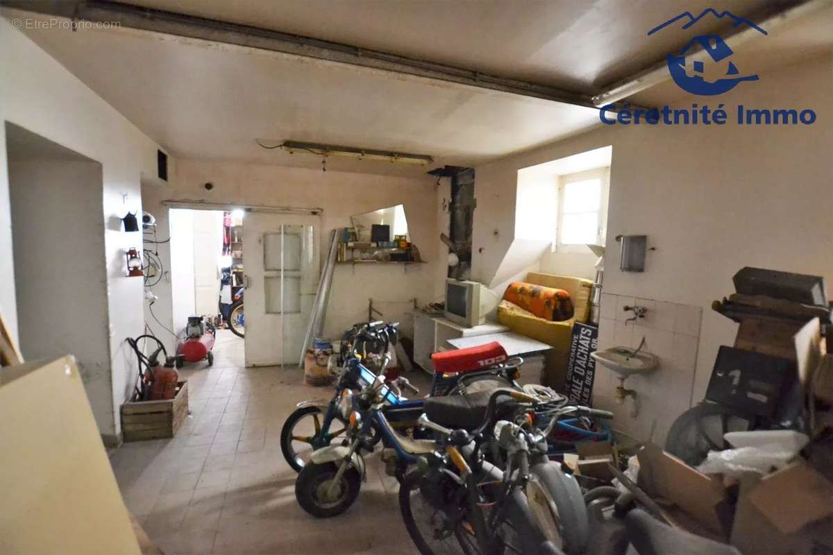 Appartement à SAINT-LAURENT-DE-CERDANS