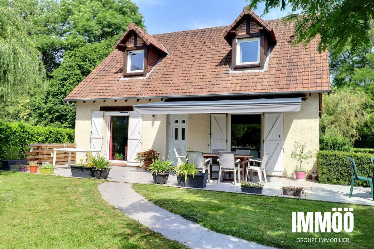 Maison à MALAUNAY