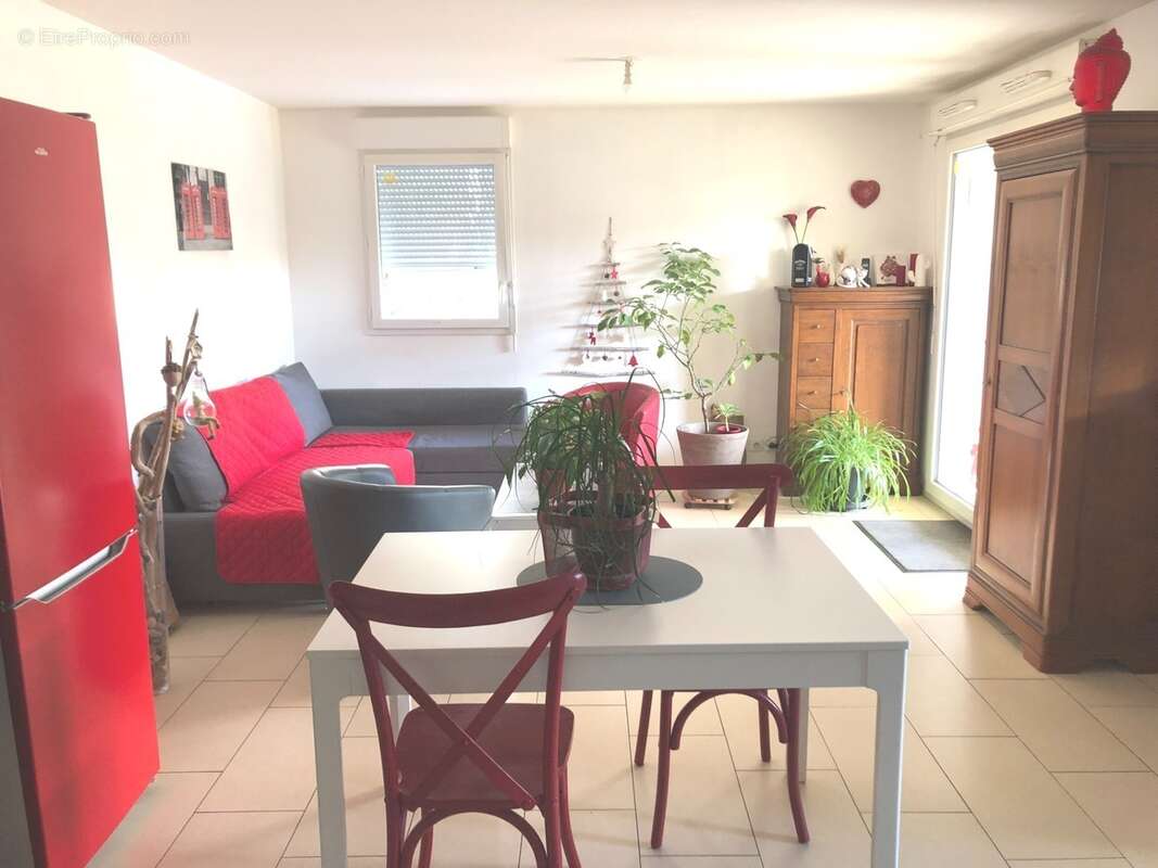 Appartement à COUZEIX