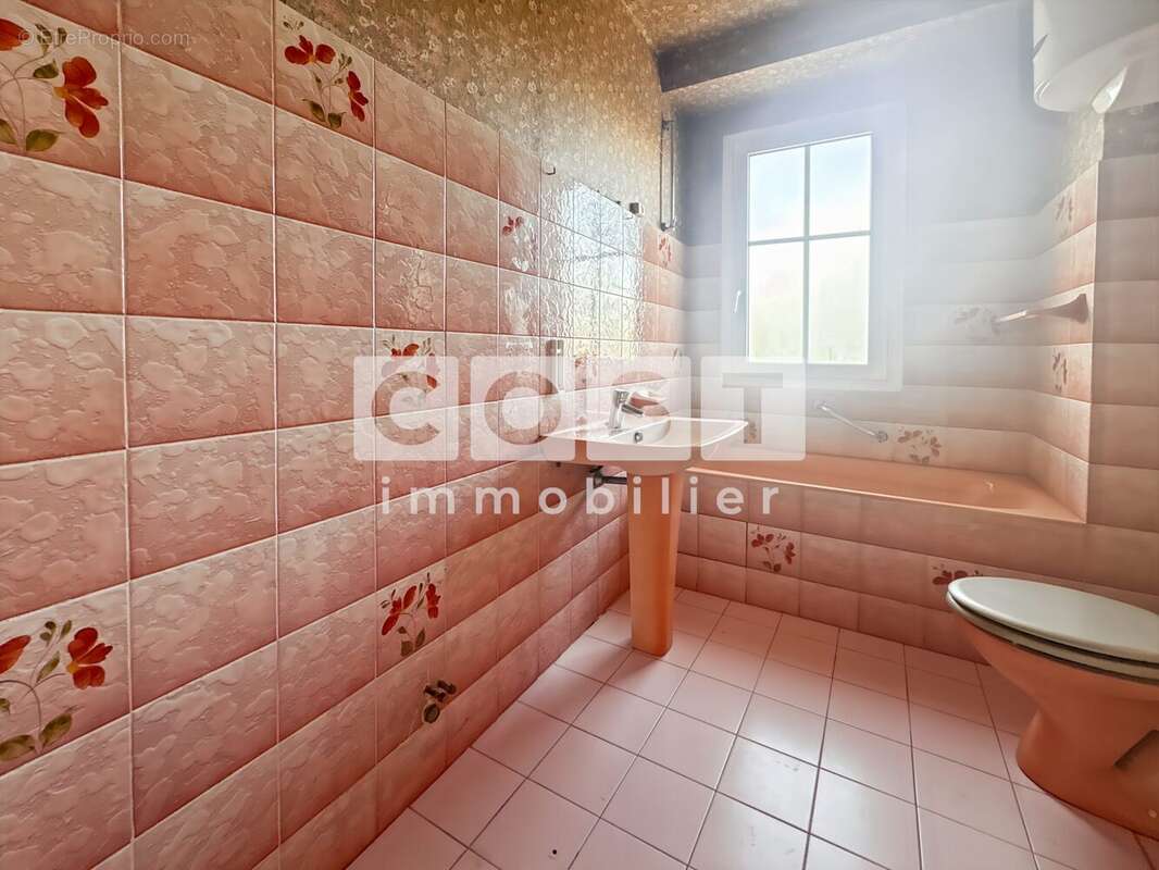 Appartement à LA GARENNE-COLOMBES