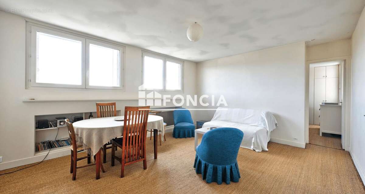 Appartement à VERSAILLES