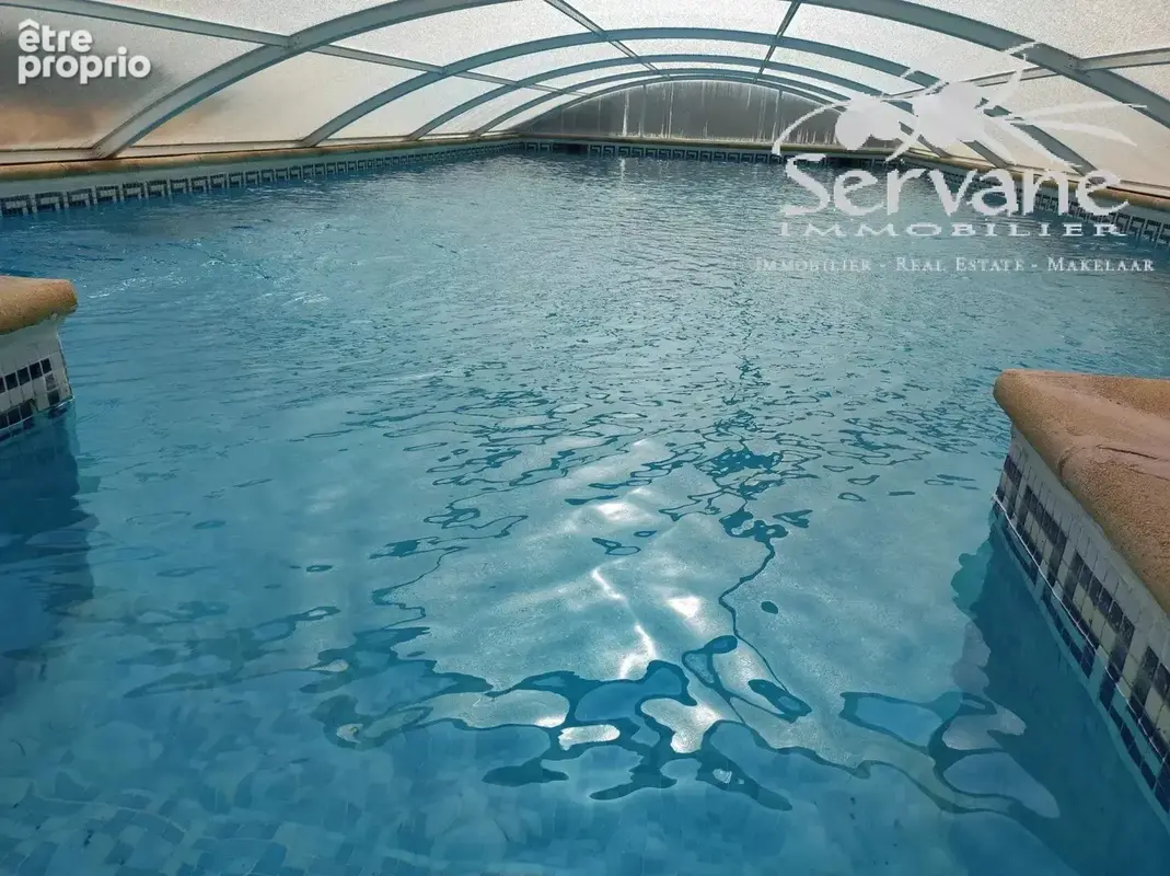 Lorgues villa t6 piscine sur 6400 m² - photo 9