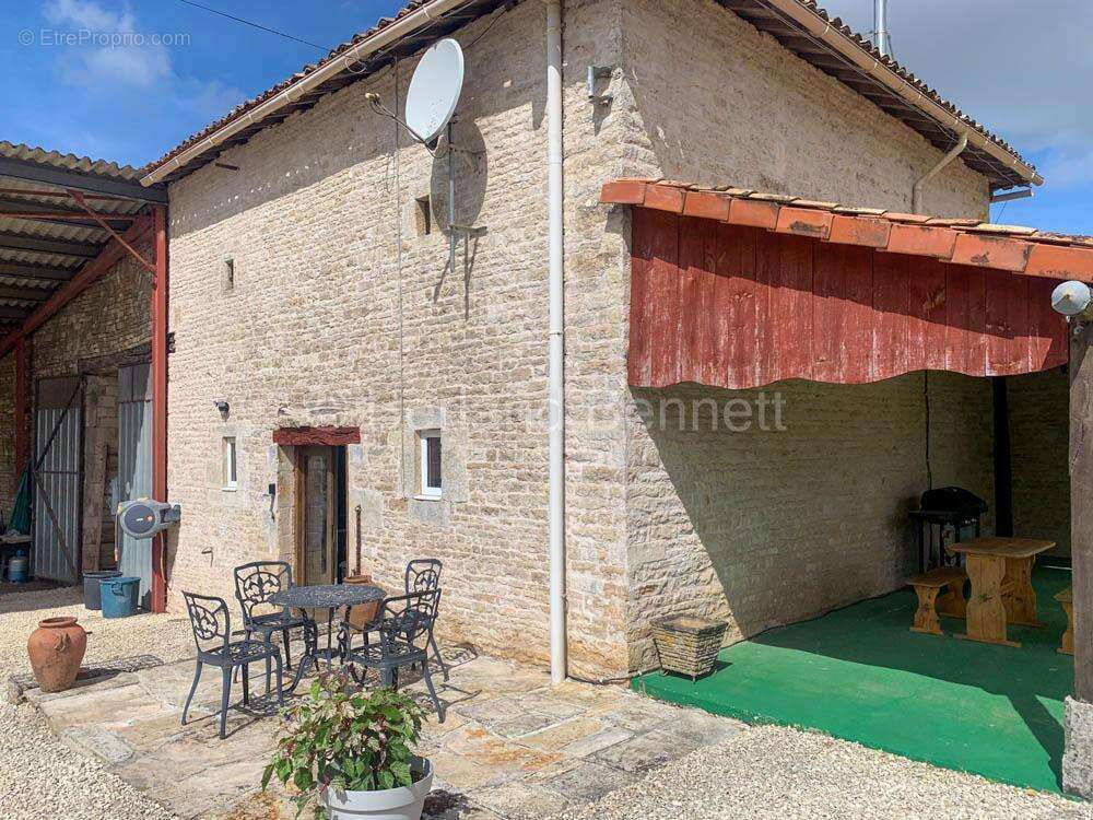 Maison à SAUZE-VAUSSAIS