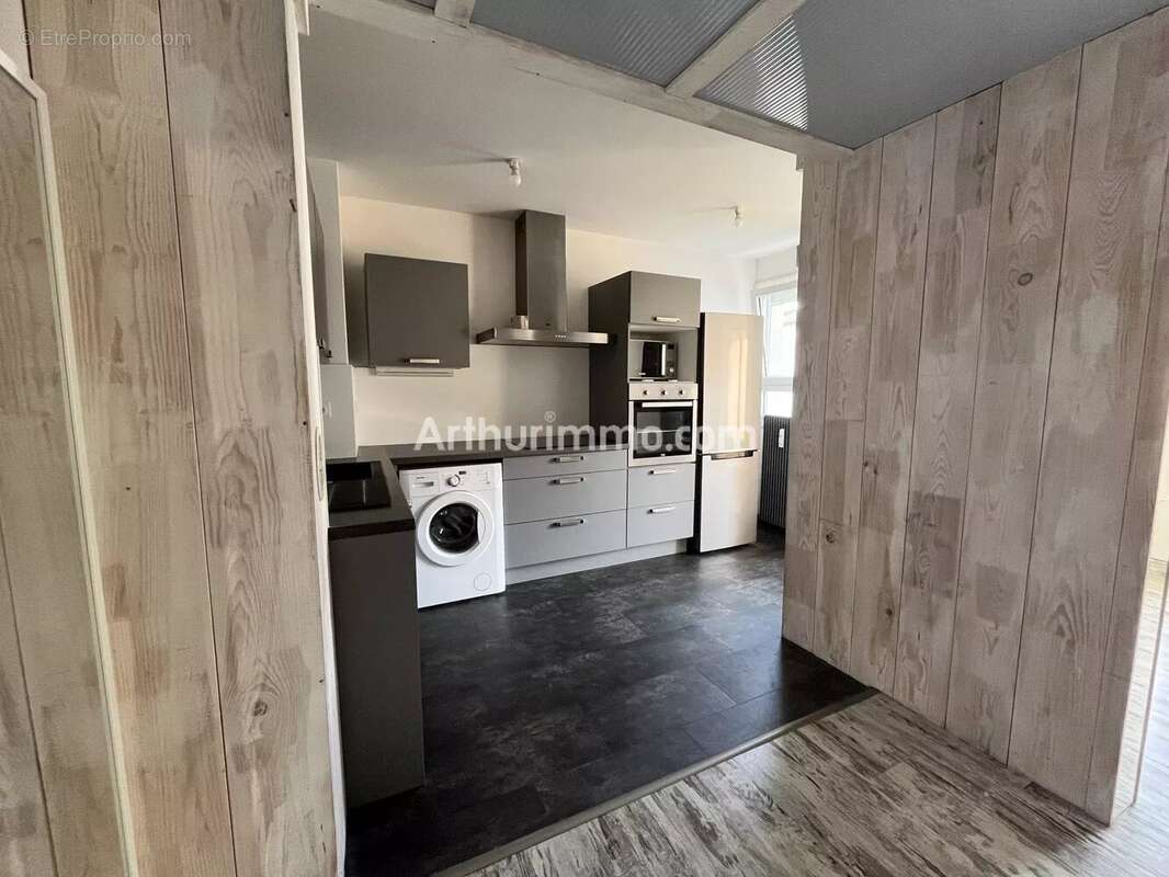 Appartement à LONS-LE-SAUNIER