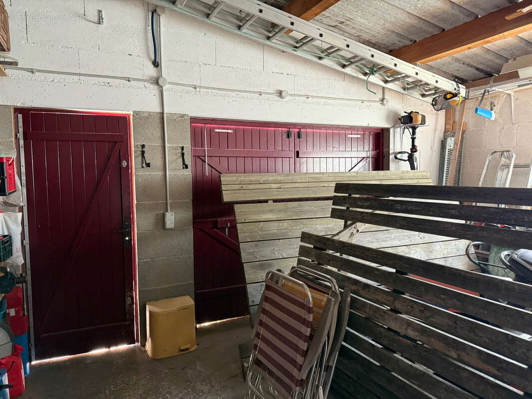 Maison à GOUTTIERES