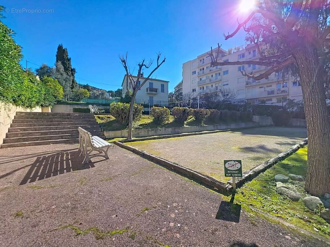 Appartement à LE CANNET