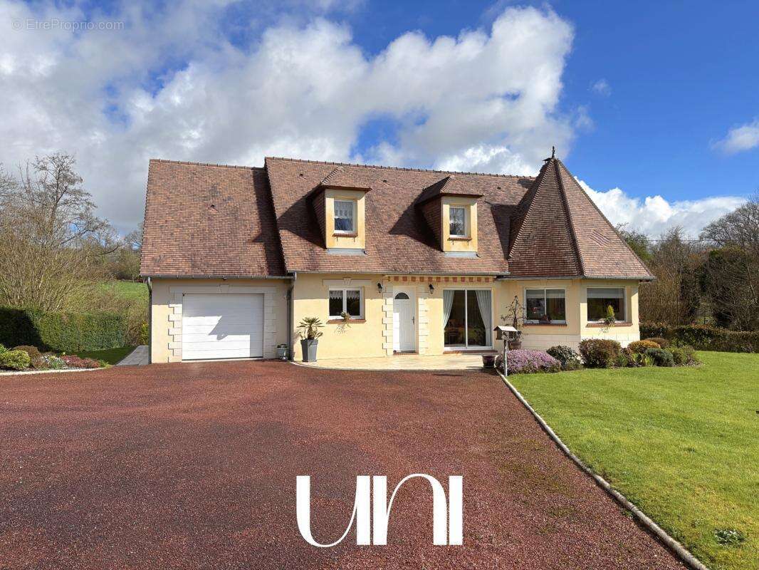 Maison à ANGERVILLE