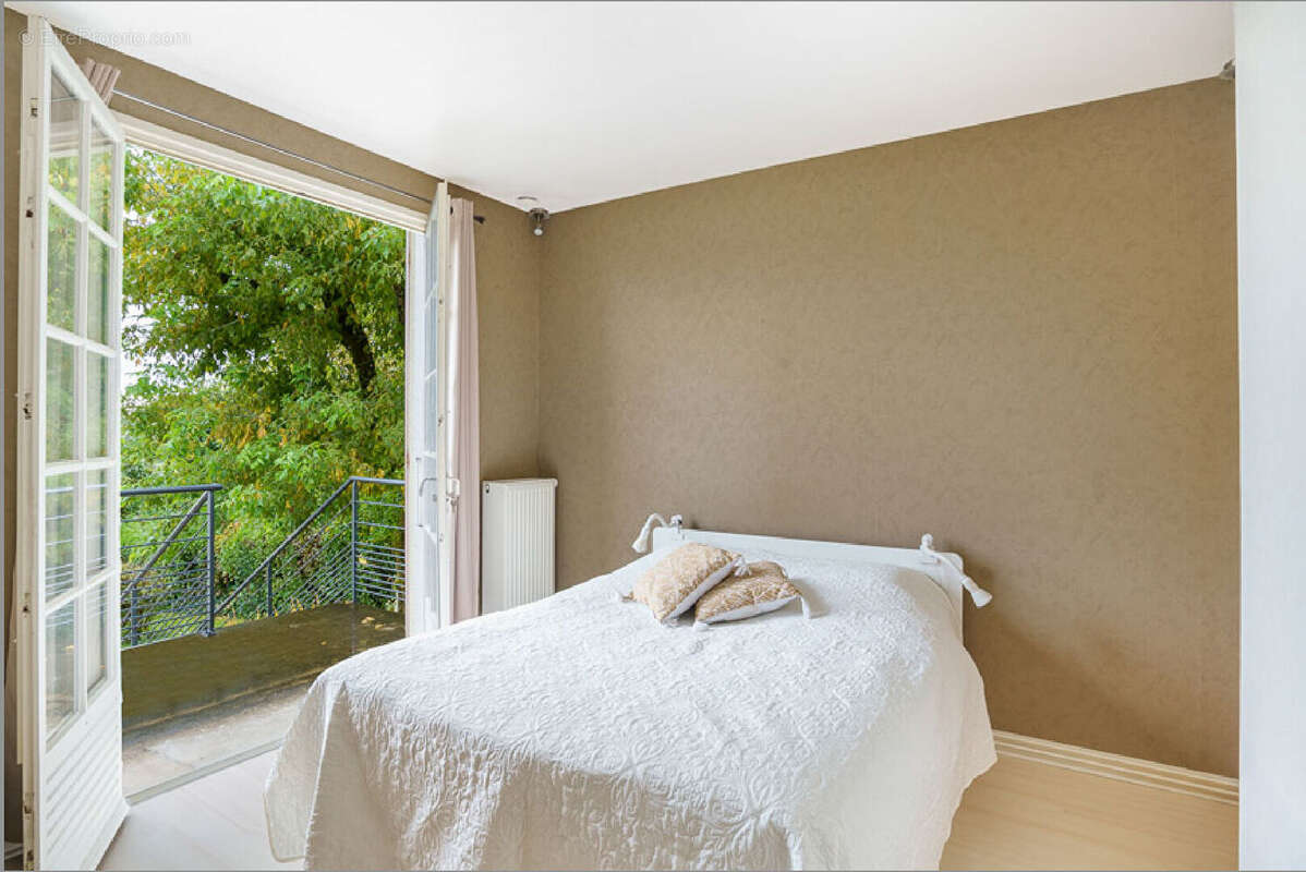 Maison promenade de Saône - 5 pièces 142m² - photo 6