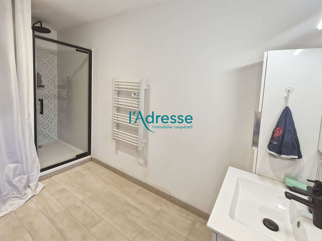 Maison à MONTREVAULT