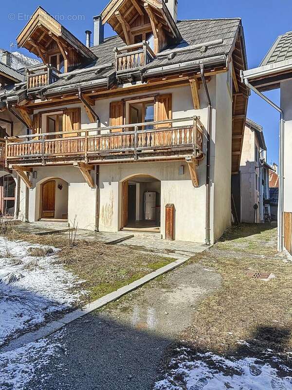 Photo 2 - Maison à LA SALLE-LES-ALPES