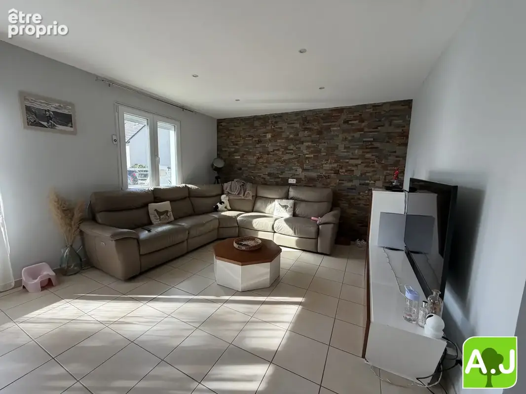 Maison 4 pièces 83 m² à vendre à Ezy-Sur-Eure (27530) - photo 7
