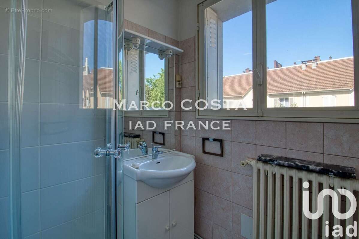 Photo 5 - Appartement à RUEIL-MALMAISON